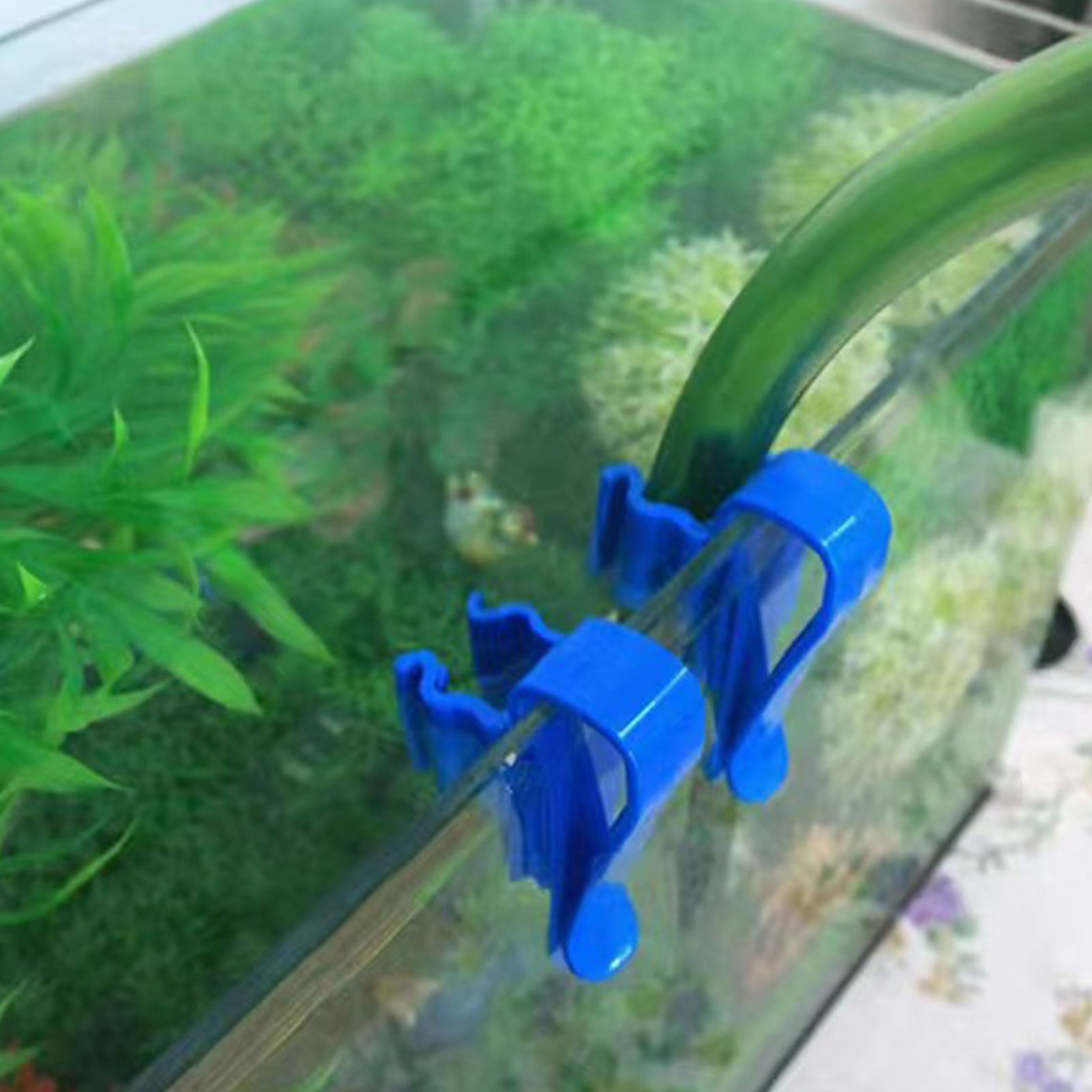 Aquarium Tube Holder Clip Fish - Plastic Pipe Clip avis et prix